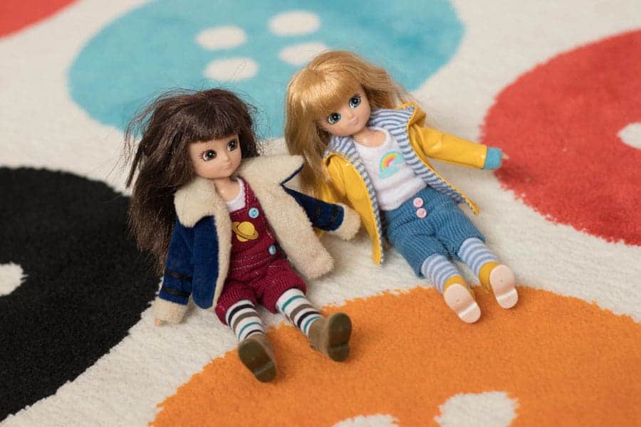 2 lottie dolls