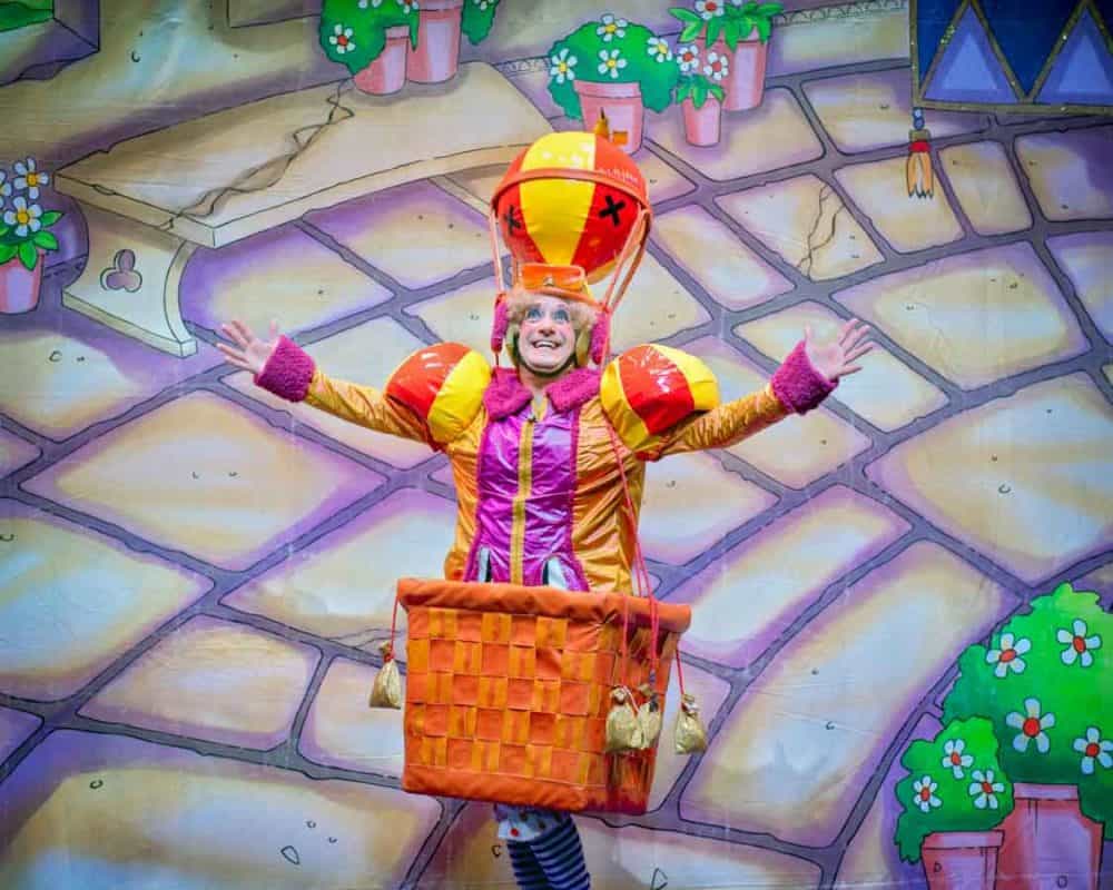 Panto Dame in hot air balloon costume