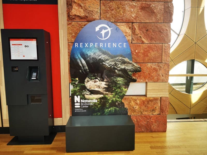 Poster for a dinosaur experience