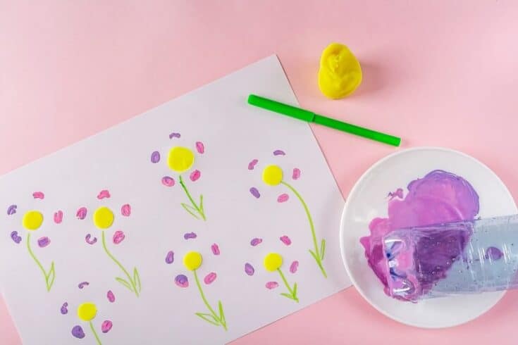 Image for Easy Plastic Bottle Flower Painting�
