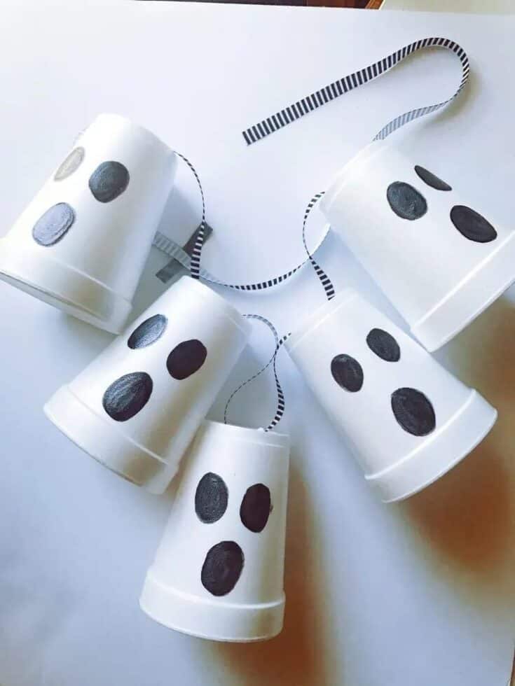 Image for Easy Ghost Craft Hanging Halloween Decorations by Family Focus Blog