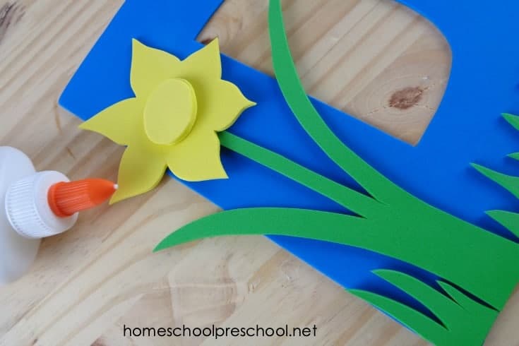 Image for D is for Daffodil Preschool Flower Craft